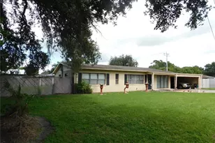 1506 Oakdale St, Plant City, FL 33563 - Photo 2