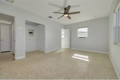 2001 41st Street N, Saint Petersburg, FL 33713 - Photo 24