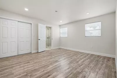 3907 Spence Avenue, Tampa, FL 33614 - Photo 16