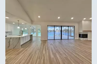 4804 Longwater Way N, Tampa, FL 33615 - Photo 16
