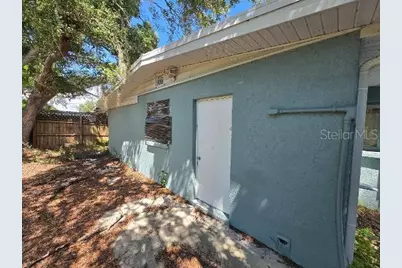 324 Golden Sands Drive, Sarasota, FL 34232 - Photo 20