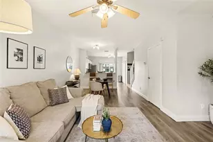 6137 Bayside Key Dr, Tampa, FL 33615 - Photo 8
