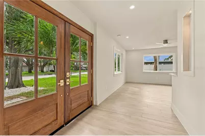 3946 Helena Street NE, Saint Petersburg, FL 33703 - Photo 4