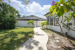 8302 Lopez Dr, Tampa, FL 33615 - Photo 8