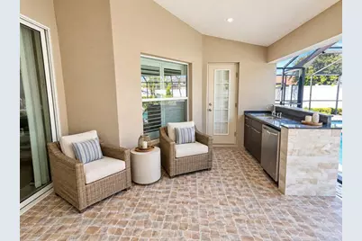 13710 Snowden Hall Place, Riverview, FL 33579 - Photo 12