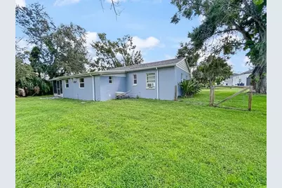 203 5th Avenue NW, Ruskin, FL 33570 - Photo 16