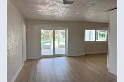 4568 40th Street S, Saint Petersburg, FL 33711 - Photo 6