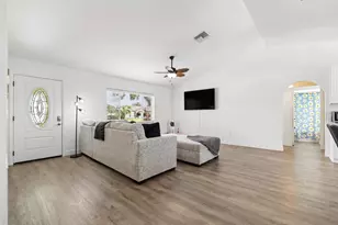 7409 Fairwood Ave, New Port Richey, FL 34653 - Photo 8