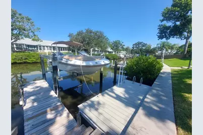 9446 Tradewinds Avenue, Seminole, FL 33776 - Photo 4