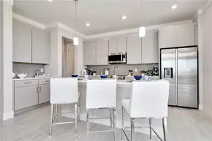 32087 Anchor Pt Dr, Wesley Chapel, FL 33545 - Photo 8