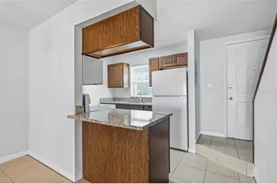 11906 Cypress Hill Circle, Tampa, FL 33626 - Photo 6