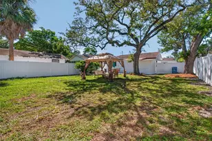 711 19th Ave S, Saint Petersburg, FL 33705 - Photo 32