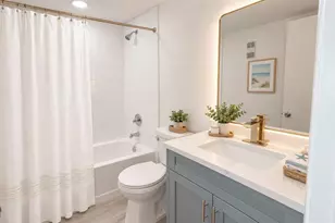 9755 Harrell Ave, Treasure Island, FL 33706 - Photo 10