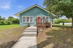 4105 18th Ave S, Saint Petersburg, FL 33711 - Photo 1