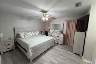 10106 Dusty Hill Loop, Dade City, FL 33525 - Photo 22