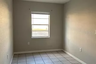 9027 Westchester Cir, Tampa, FL 33604 - Photo 4
