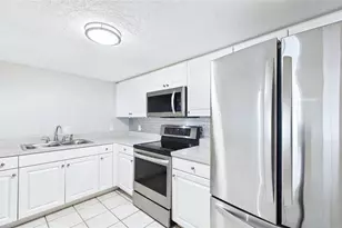 4202 W North B St, Tampa, FL 33609 - Photo 8