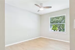 4202 W North B St, Tampa, FL 33609 - Photo 14