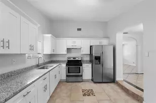 2405 E Annie St, Tampa, FL 33612 - Photo 18