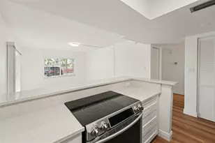 8151 Blind Pass Rd, Saint Pete Beach, FL 33706 - Photo 12