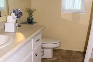52 Royal Palm Cir, Largo, FL 33778 - Photo 12