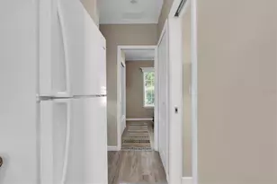 7801 34th Ave N, Saint Petersburg, FL 33710 - Photo 14