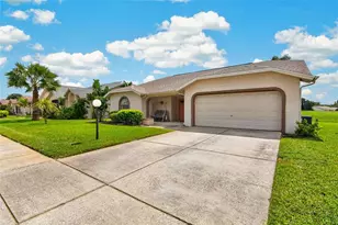 10707 Fallen Leaf Ln, Port Richey, FL 34668 - Photo 50