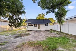 8705 N 13th St, Tampa, FL 33604 - Photo 1