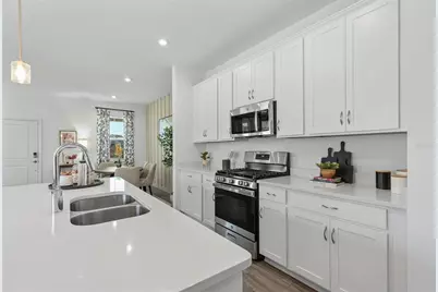 122 Anchor Line Drive, Apollo Beach, FL 33572 - Photo 2