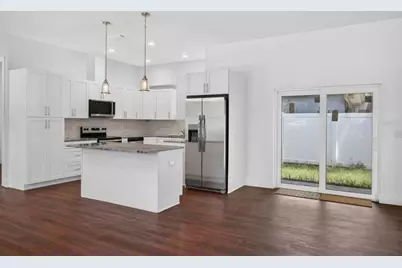 8003 Chaney Lane, Tampa, FL 33617 - Photo 10