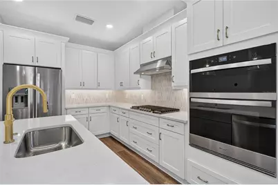 5888 Windbreak Court, Apollo Beach, FL 33572 - Photo 10