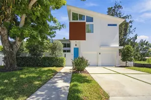 4440 Pompano Dr SE, Saint Petersburg, FL 33705 - Photo 1