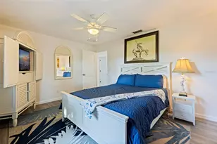 1894 Tanglewood Dr NE, Saint Petersburg, FL 33702 - Photo 24