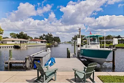 1894 Tanglewood Drive NE, Saint Petersburg, FL 33702 - Photo 32