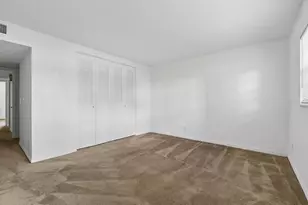 43 Country Club Dr, Largo, FL 33771 - Photo 26