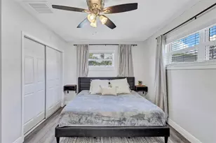 3672 Searobin Dr SE, Saint Petersburg, FL 33705 - Photo 20