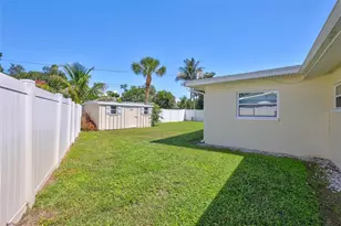 3672 Searobin Dr SE, Saint Petersburg, FL 33705 - Photo 38