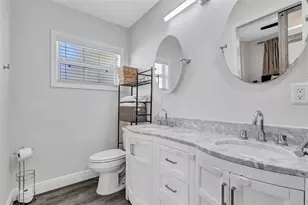 3672 Searobin Dr SE, Saint Petersburg, FL 33705 - Photo 22