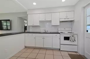4420 Dr Martin Luther King Jr Street N, Saint Petersburg, FL 33703 - Photo 6