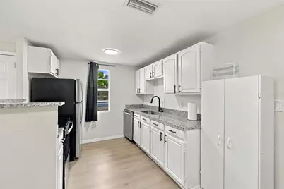 3007 N 42nd Street, Tampa, FL 33605 - Photo 10