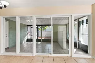10312 Lake Carroll Way, Tampa, FL 33618 - Photo 52