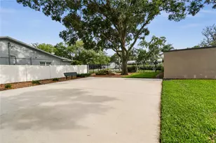 10312 Lake Carroll Way, Tampa, FL 33618 - Photo 96