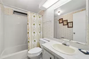 4903 Blanco Dr, Zephyrhills, FL 33541 - Photo 16