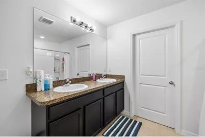 9646 Troncais Circle, Thonotosassa, FL 33592 - Photo 20