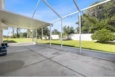 9646 Troncais Circle, Thonotosassa, FL 33592 - Photo 38