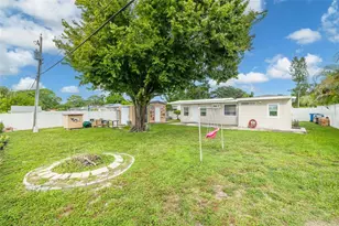 1134 62nd St, Saint Petersburg, FL 33710 - Photo 14