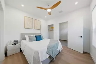 2104 4th St S, Saint Petersburg, FL 33705 - Photo 24