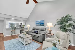 9312 Golf View Dr, New Port Richey, FL 34655 - Photo 6