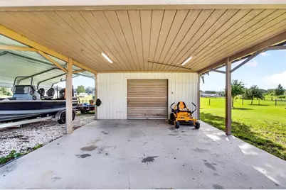 3412 Wolfe Road, Zephyrhills, FL 33541 - Photo 70