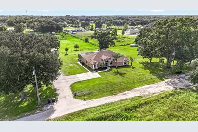 3412 Wolfe Road, Zephyrhills, FL 33541 - Photo 78